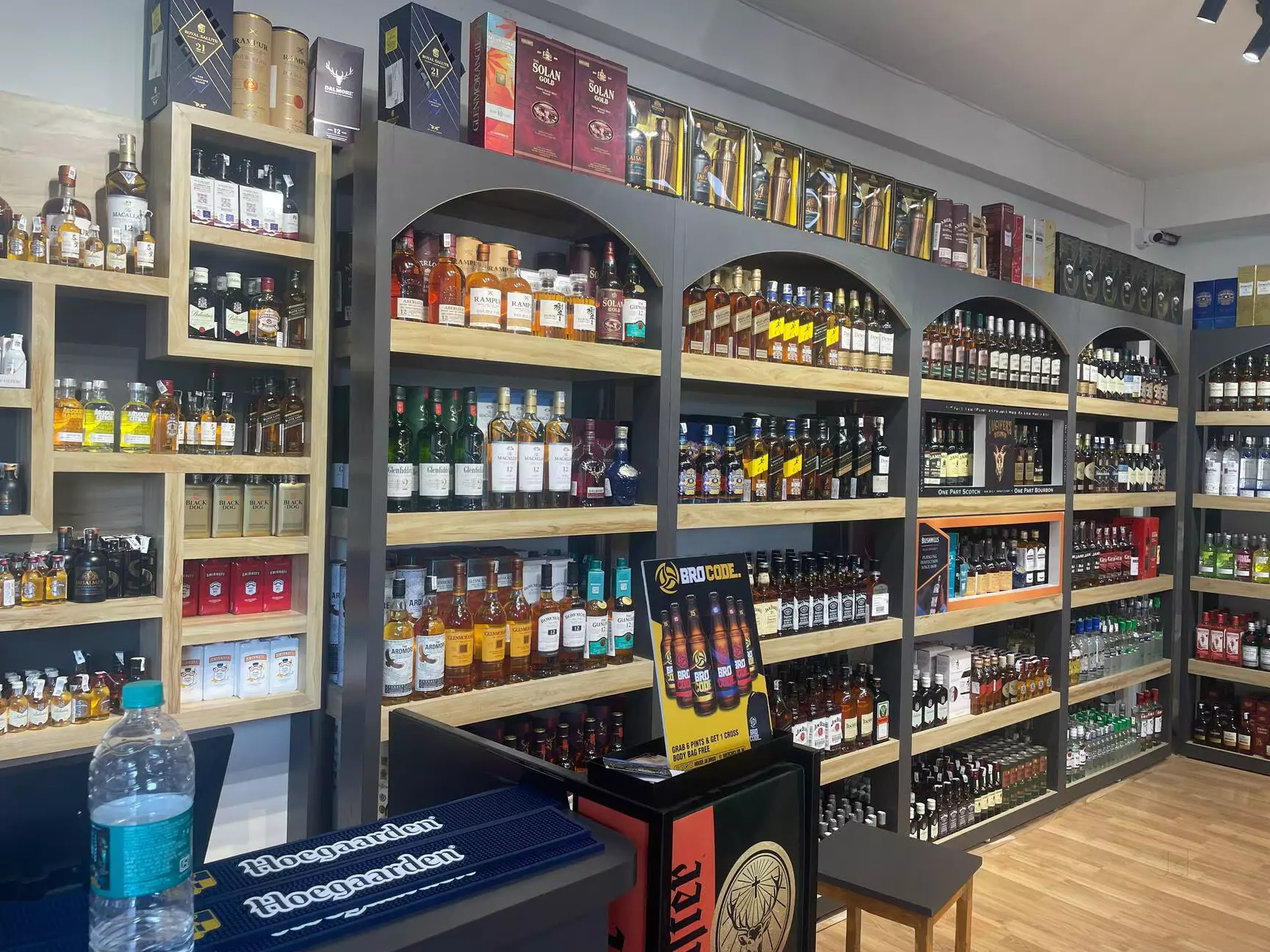 Liquor application fee hike to Rs 3 L per shop