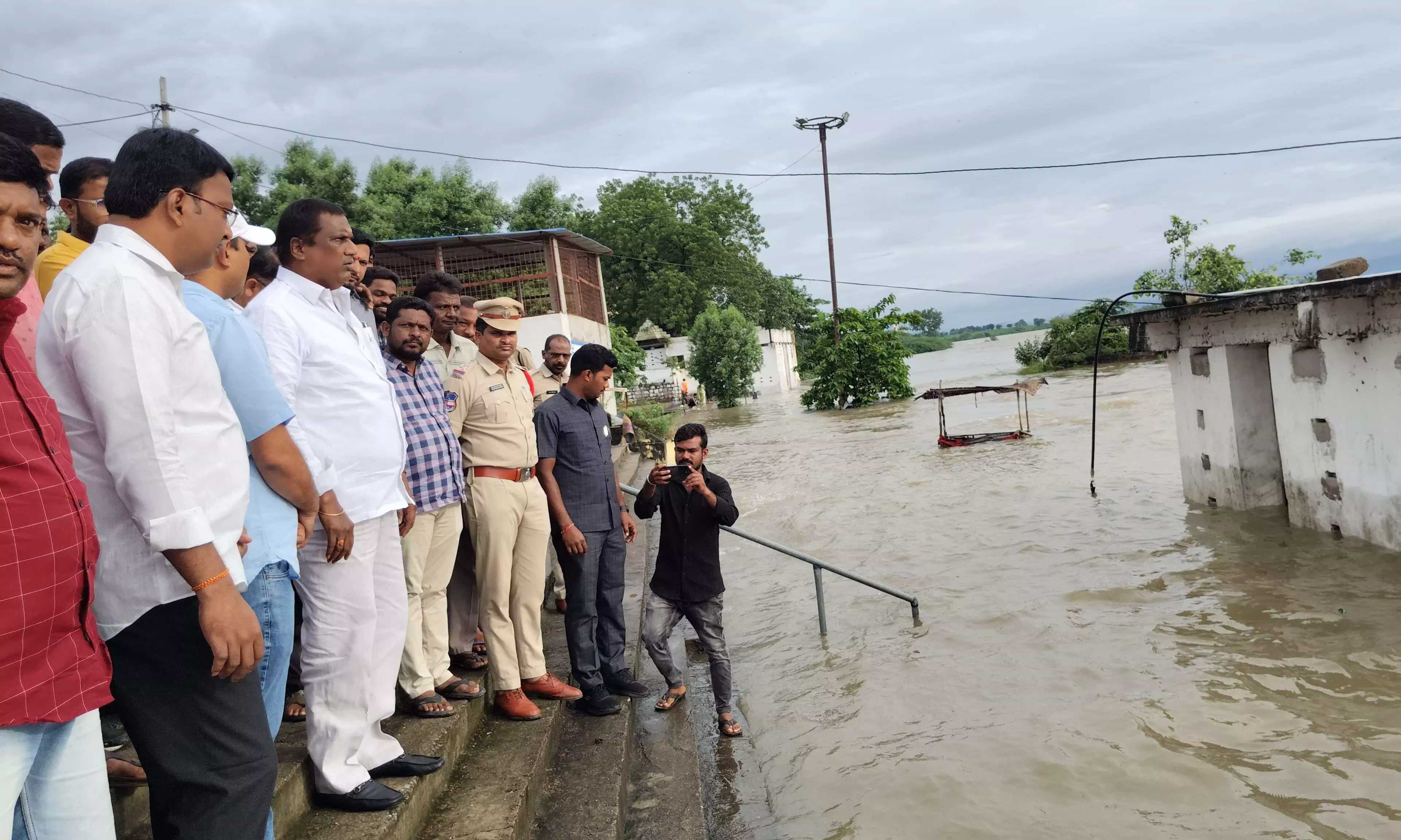 Pushkar Ghats At Dharmapuri Inundated