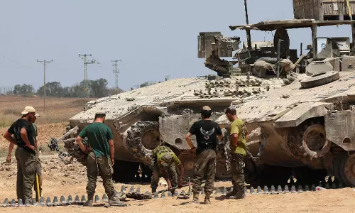 Israel Insists on Hostage Release as Hamas Accepts New Truce Offer Israel Insists on Hostage Release as Hamas Accepts New Truce Offer