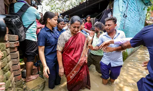 Delhi CM Attacked By Dog Lover In Public Hearing