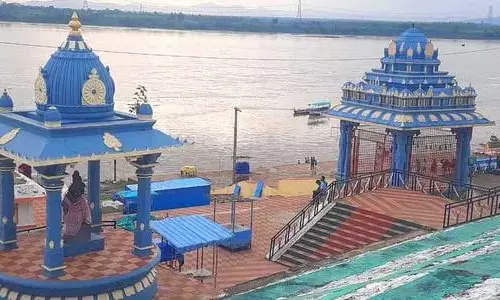 First Danger Warning Issued As Godavari Swells In Bhadrachalam First Danger Warning Issued As Godavari Swells In Bhadrachalam