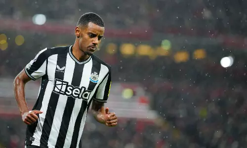 Alexander Isak Claims Newcastle Broke Promises Amid Liverpool Interest