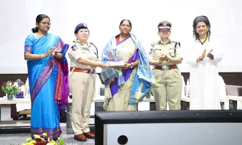 Seethakka Suggests Separate Cell for Women Police Issues in Telangana