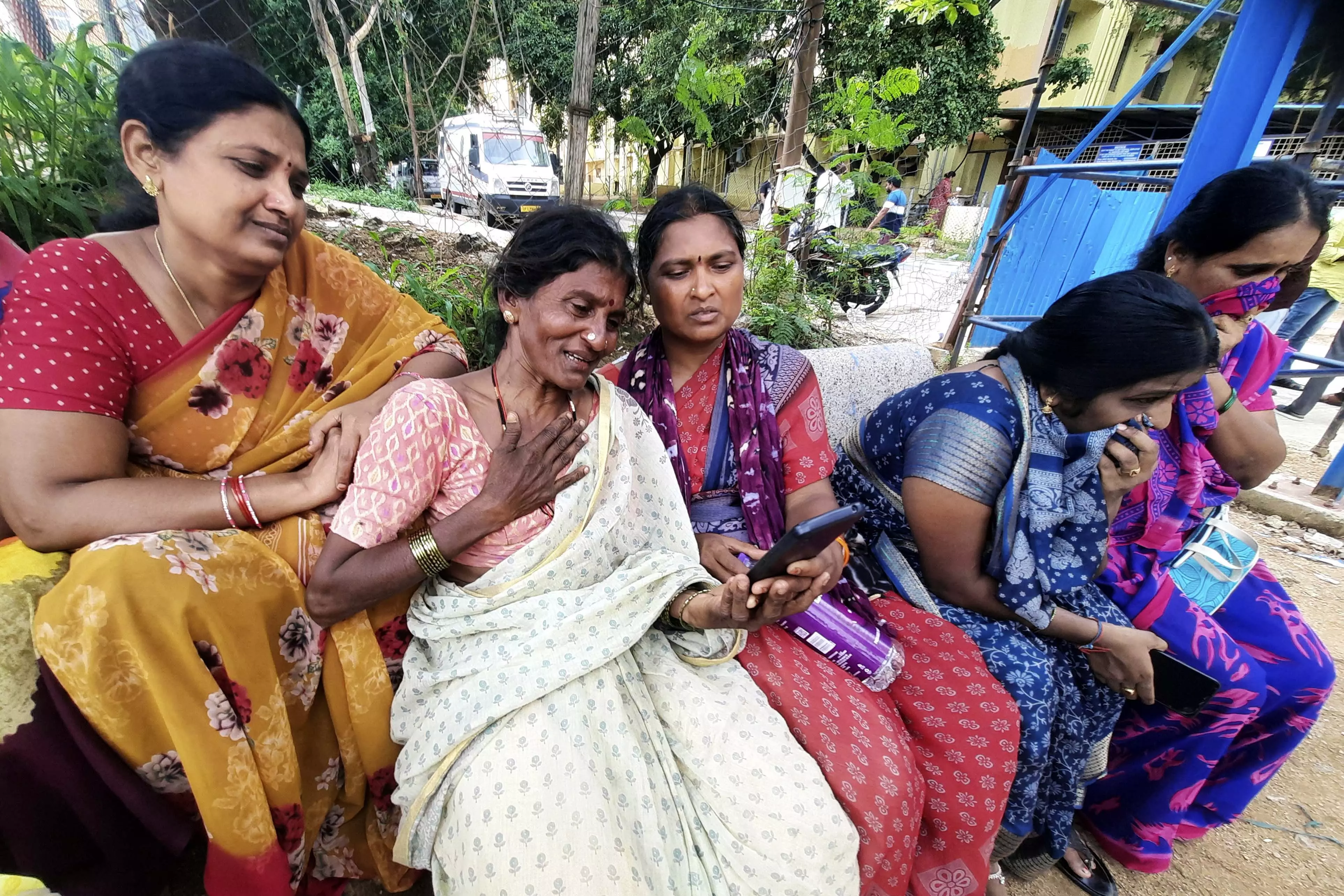 Hyderabad: Family of Five Dies by Suicide