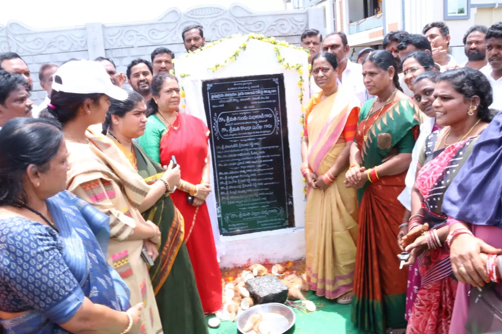 Warangal Will See Hyd-Like Development: Konda Surekha