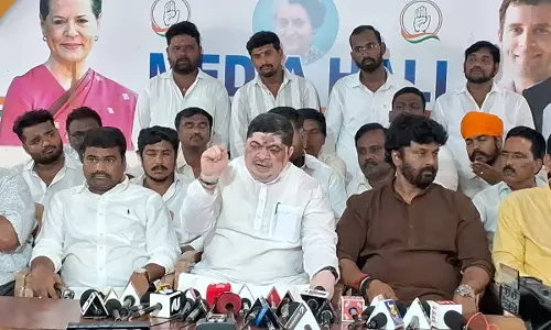 Centre Controls Urea Distribution: Ponnam