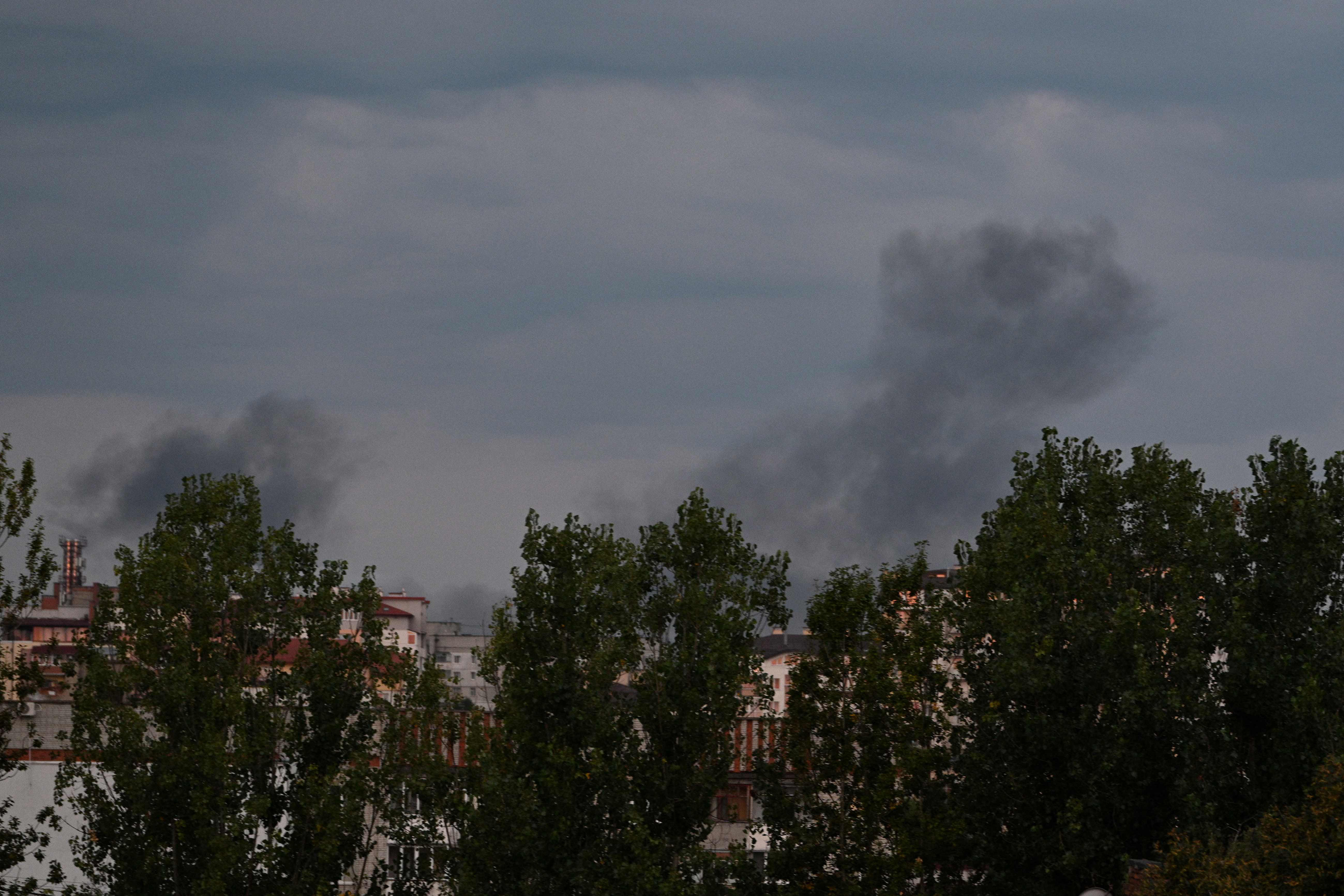 Russian Strikes on Western Ukraine Amid Peace Talks