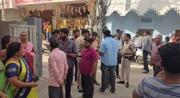 Teen Out To ‘Steal’ Bat Kills Girl Who Saw Him