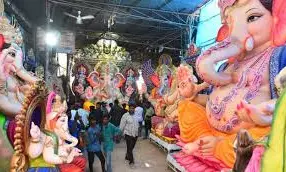 Traffic Diversions In Dhoolpet For Ganesh Idol Sale