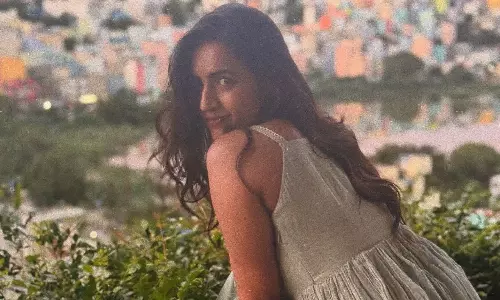 A Moment Of Bliss: Niharika Konidela Relaxes At Her Home