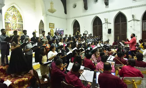 100 Musicians Unite To Restore Hymns