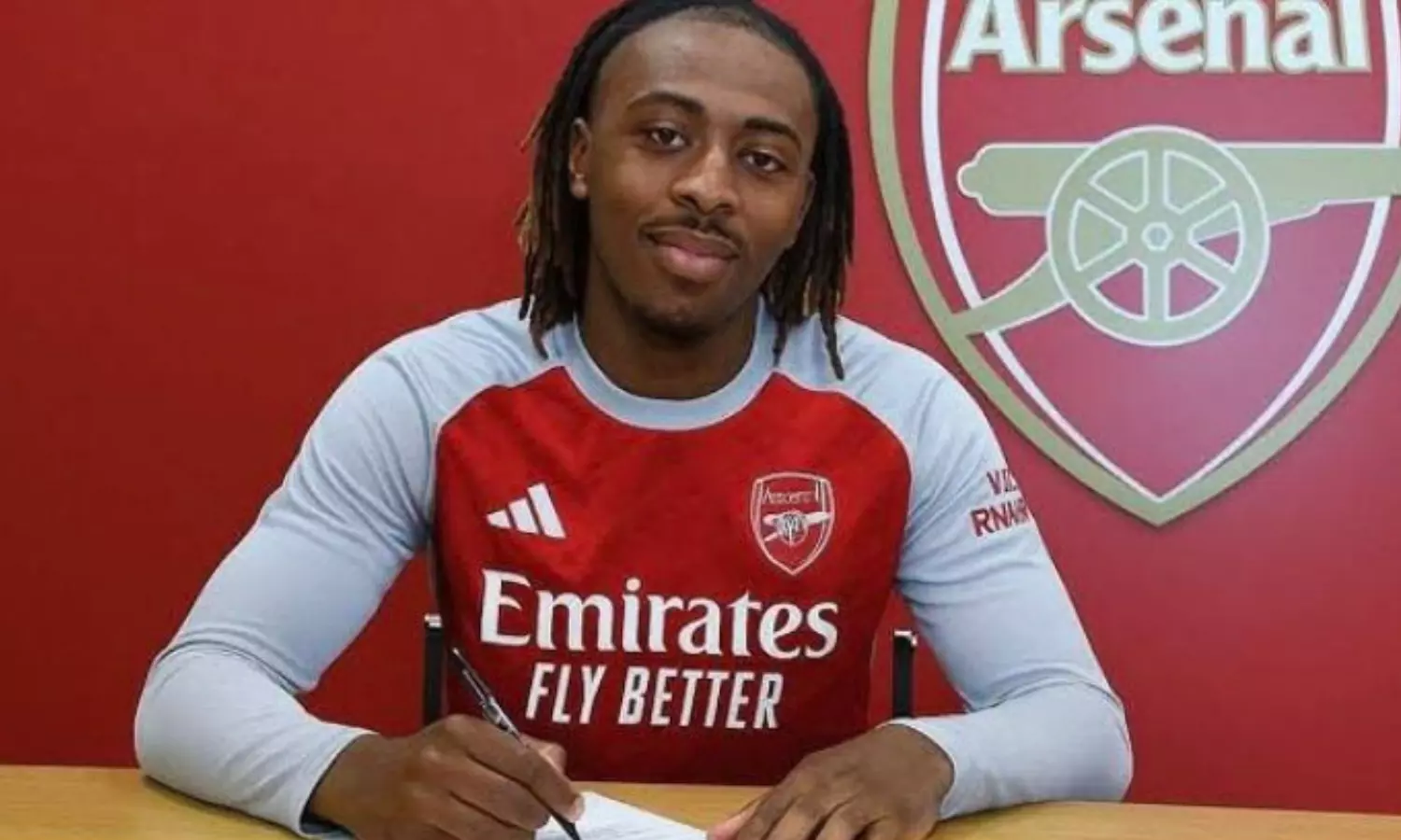 Arsenal Signs England Forward Eberechi Eze in $80M Move