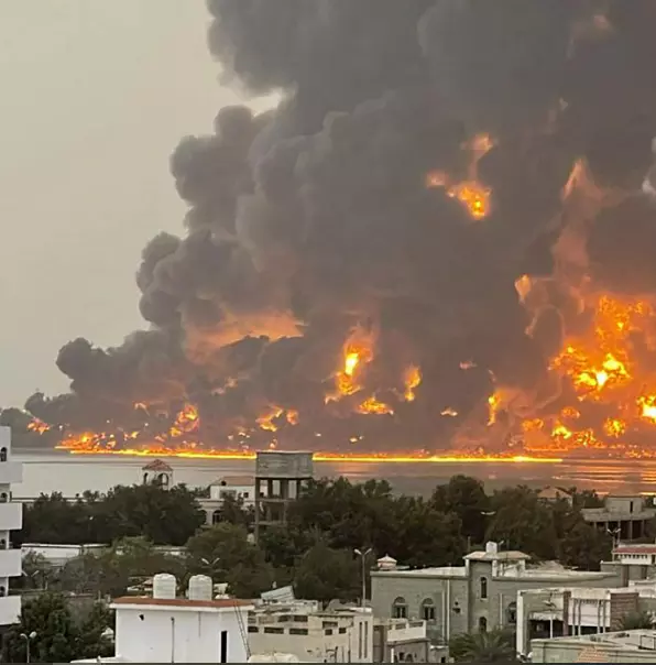 Israeli Airstrikes Hit Yemen’s Sanaa After Houthi Cluster Attack