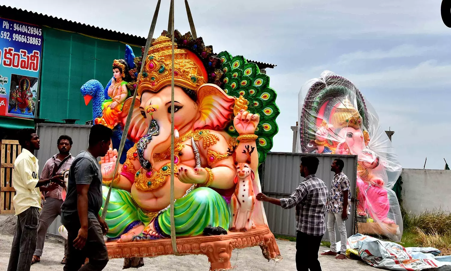 Free Power For Ganesh, Durga Pandals Across AP