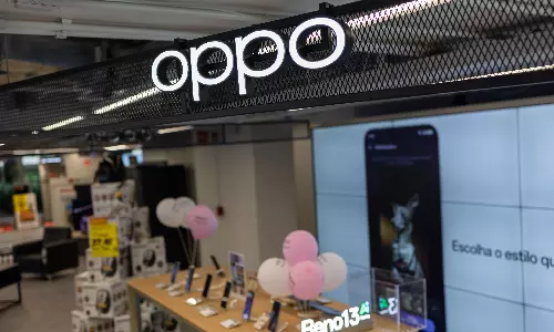 Apple Claims Ex-Employee, China’s Oppo Stole Trade Secrets