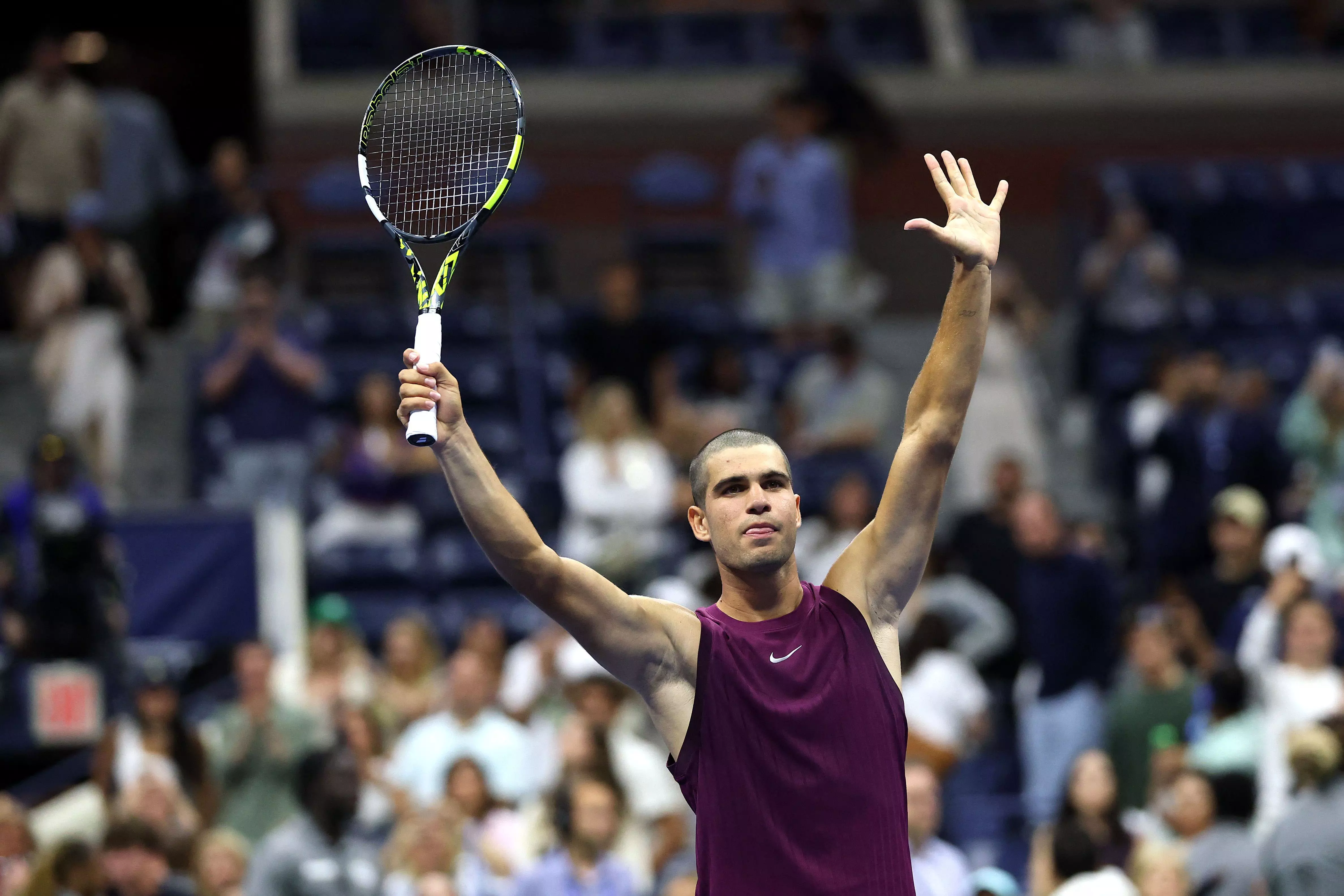 A Cut Above: New-Look Alcaraz Eases into US Open Round Two