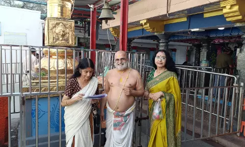 Padma Shri Aswathi Thirunal Gowri Lakshmi Bayi Visits Chilkur Balaji Temple