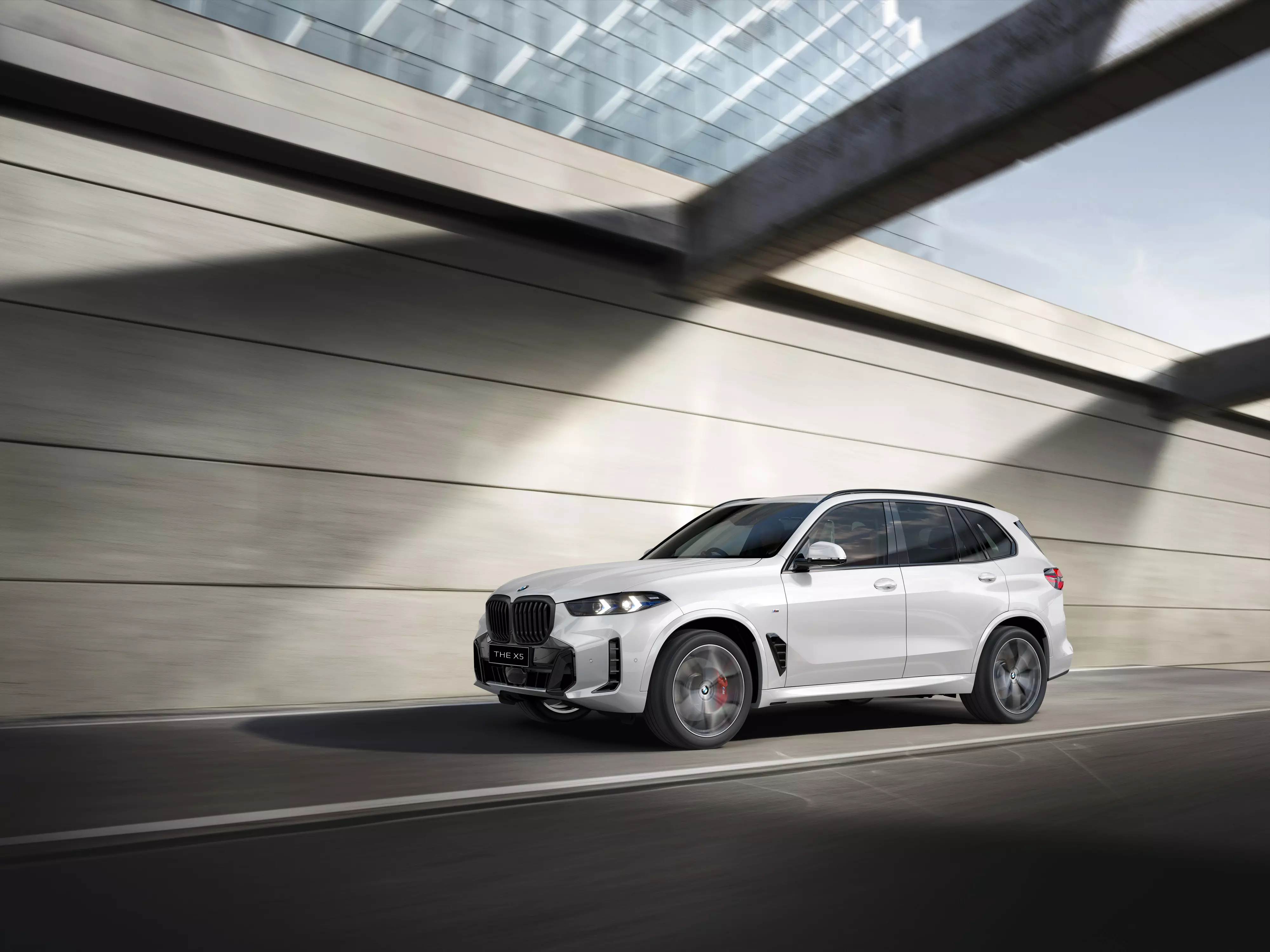 BMW Brings New X5 M Sport Pro Variants to Woo Festive Buyers
