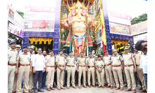 30,000 cops on duty for Ganesh festival in Hyderabad: Anand