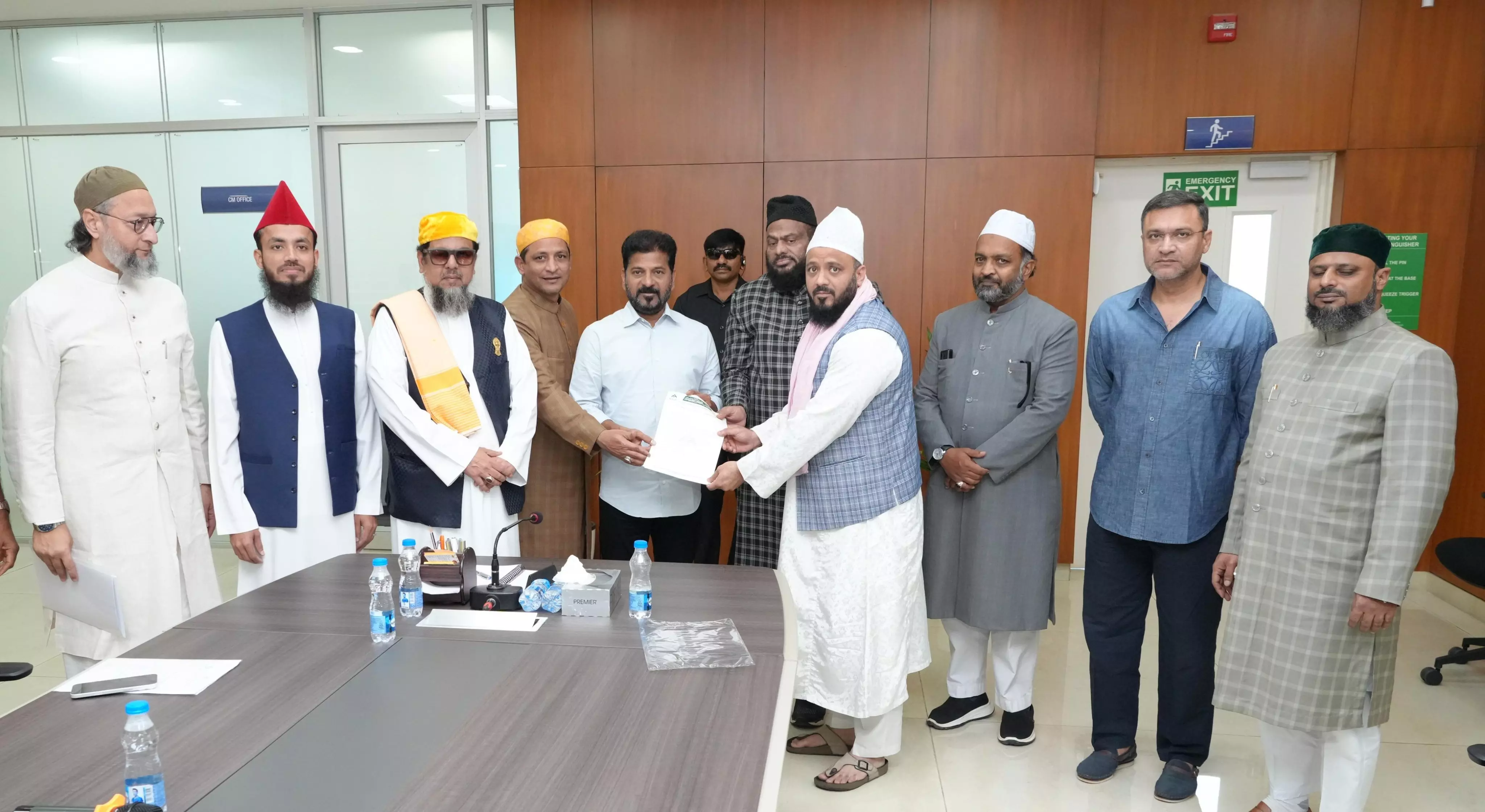 Owaisi, Milad Juloos Committee Urge CM to Provide Free Power, Decorate Mosques for Milad-un-Nabi Owaisi, Milad Juloos Committee Urge CM to Provide Free Power, Decorate Mosques for Milad-un-Nabi