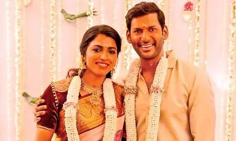 Vishal Gets Engaged To Sai Dhanshika