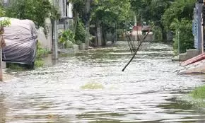 Normal Life Remains Disrupted In ASR District With Overflowing Streams