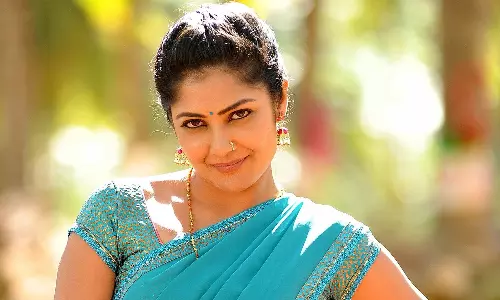 Kamalinee Mukherjee Reveals Why She Stepped Back from Telugu Cinema