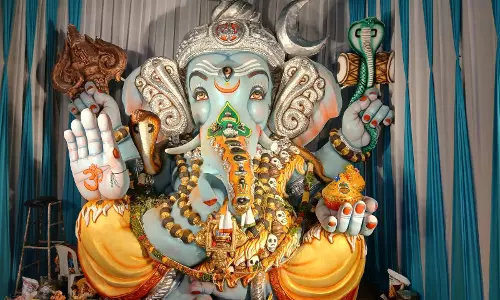 12 Jyotirlingas Mahakal Ganesh Idol Turns Cynosure of All eyes in Telugu States