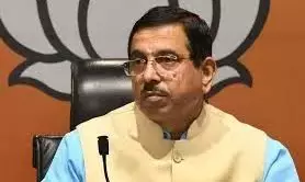 Prahlad Joshi Visits Balapur, Khairatabad Pandals Prahlad Joshi Visits Balapur, Khairatabad Pandals