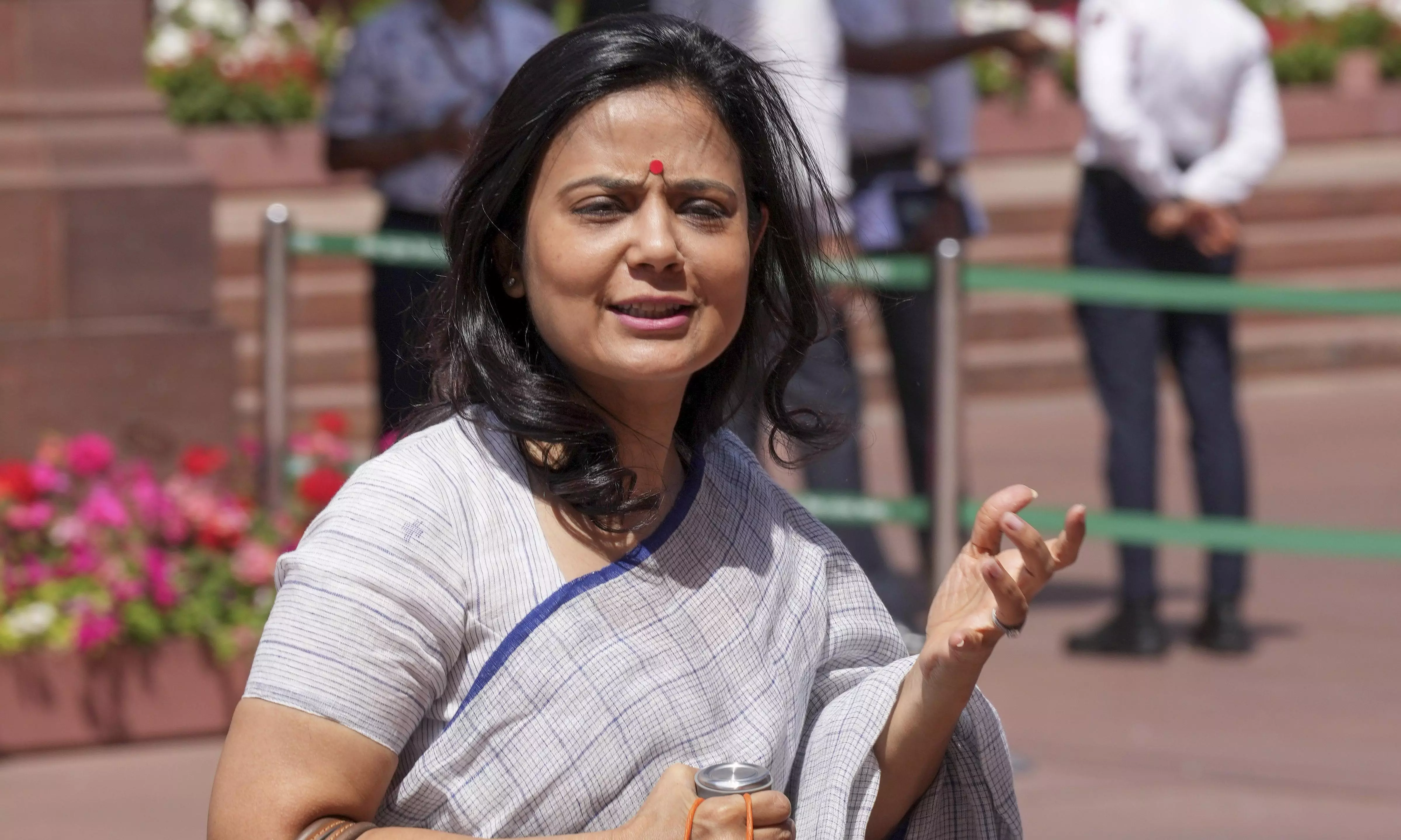 FIR Filed Against TMC MP for Her Objectionable Remarks Against Union Home Minister FIR Filed Against TMC MP for Her Objectionable Remarks Against Union Home Minister