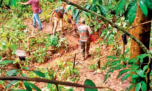 SIT Conducts Mahazar in Bengaluru