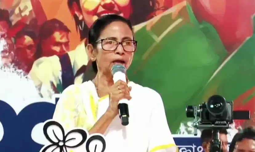 Mamata Refuses to Fill Voter Form Until All Do