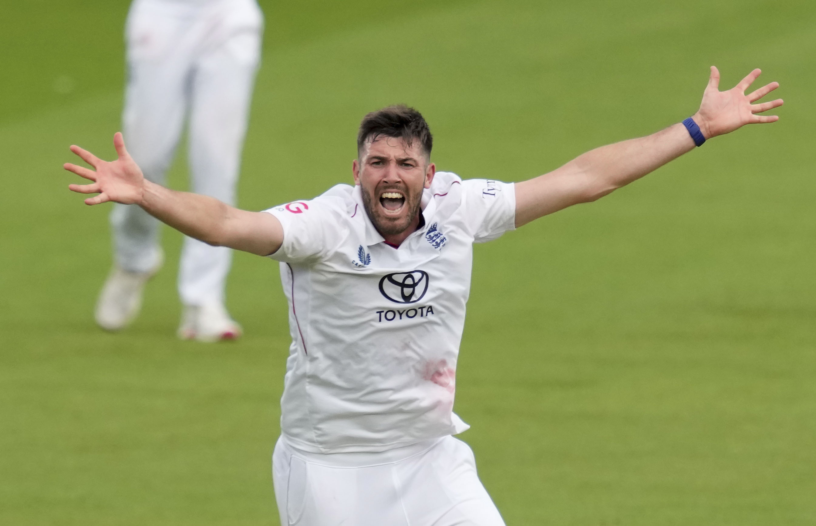 Jamie Overton Takes Indefinite Break From Red-Ball Cricket