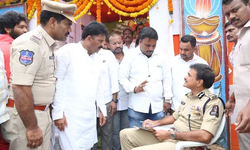 Police Tighten Security  For Ganesh Immersion