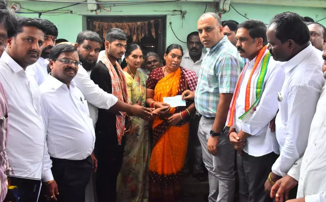 Flood-Hit Families Receive Financial Aid