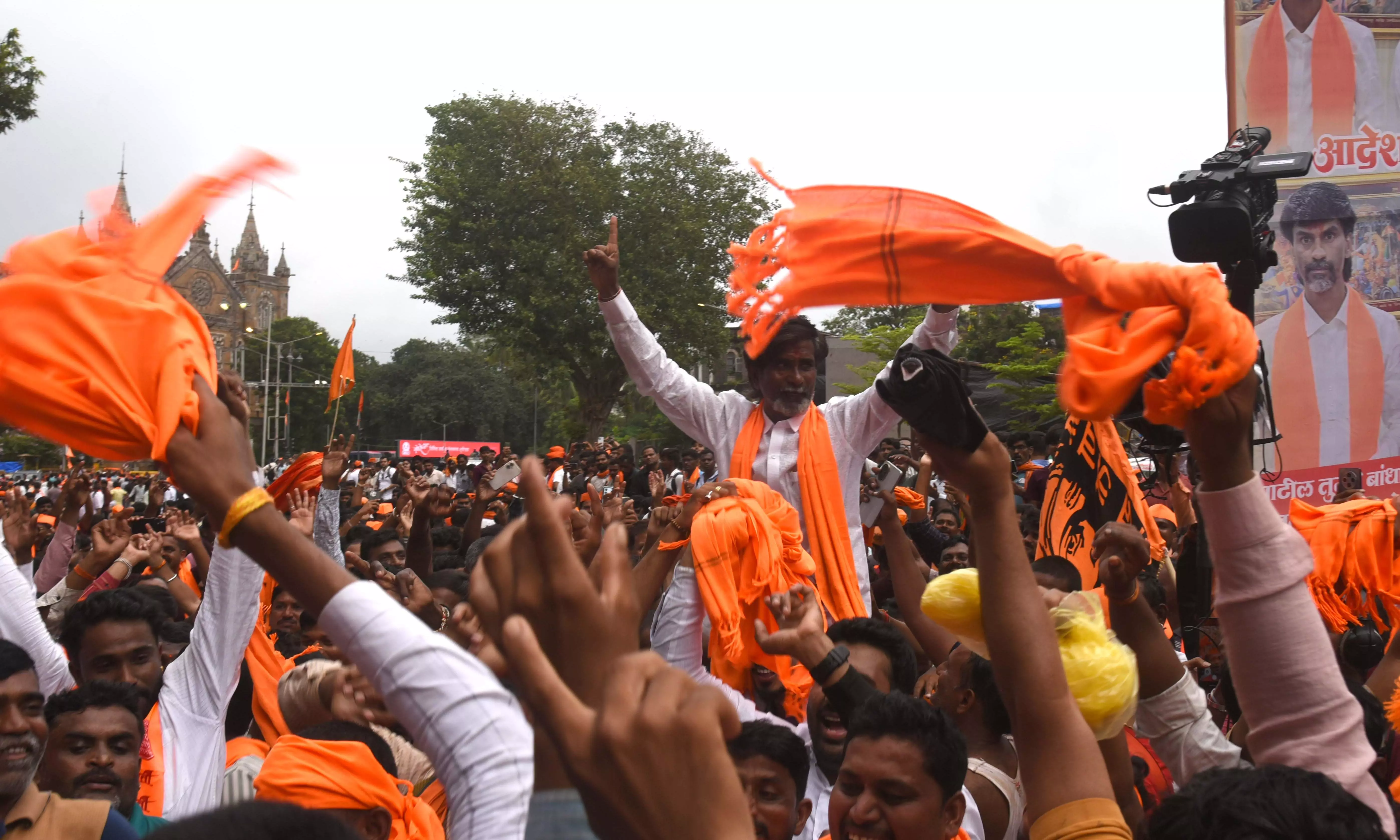 Maratha Quota: Massive Celebration Erupts in Manoj Jaranges Antarwali Sarati Village