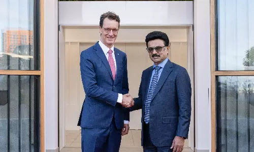 Stalin Meets NRW President