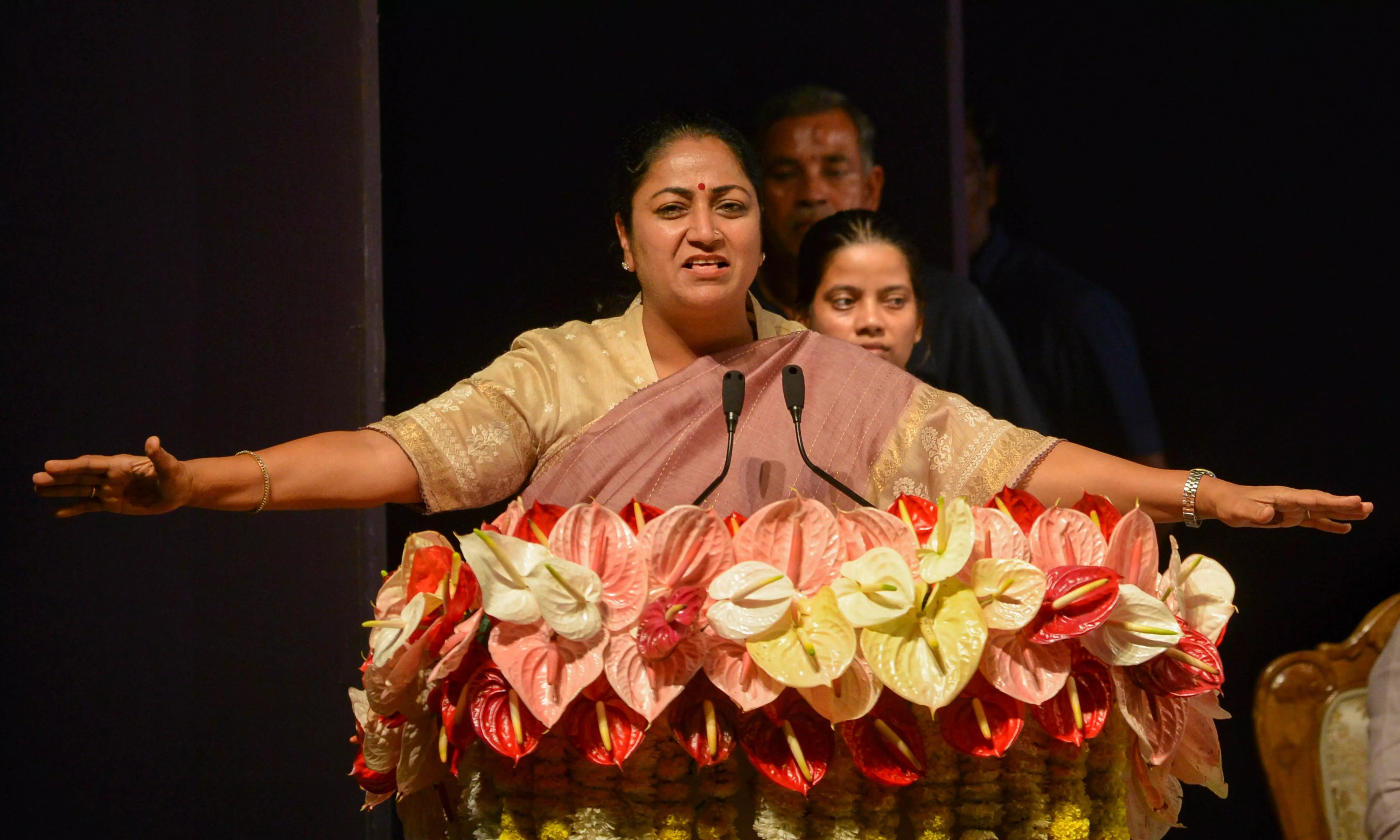 Delhi CM Rekha Gupta Resumes Jan Sunwai Under Heavy Security, After Attack