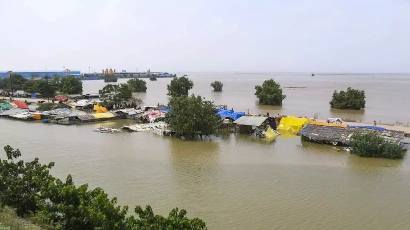Four dead After Dam Breach Triggers Flash Flood in Balrampur