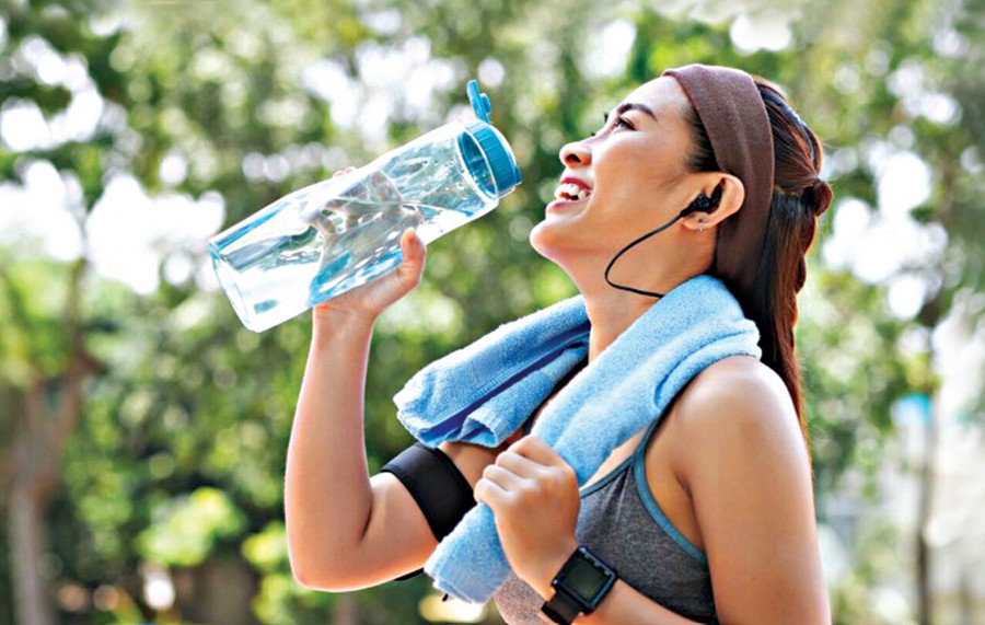 Staying Hydrated: Drinks for Workouts and Beyond