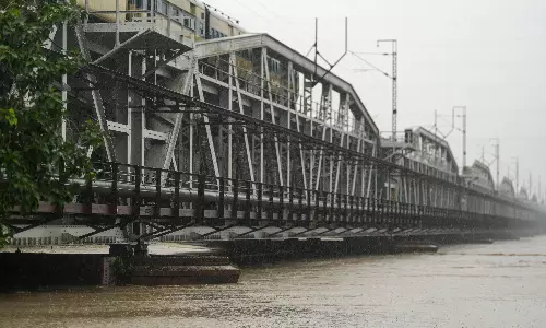 Delhi: Yamuna Water Level Continues to Rise, Eevacuation Underway