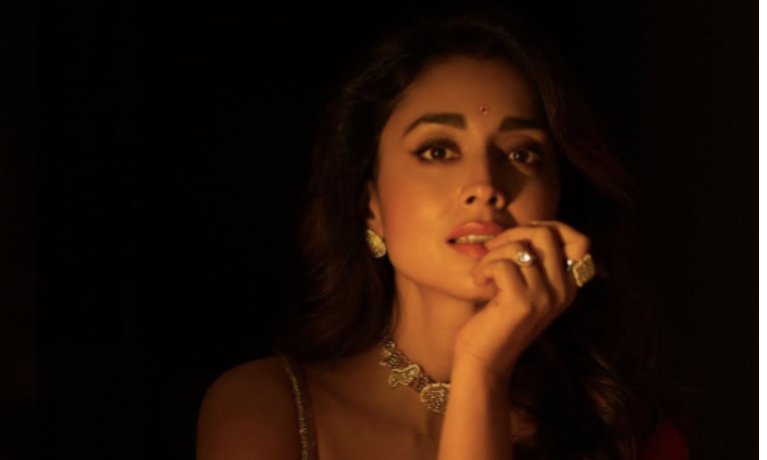 Shriya Saran to Star in 'Mirai' Releasing September 12