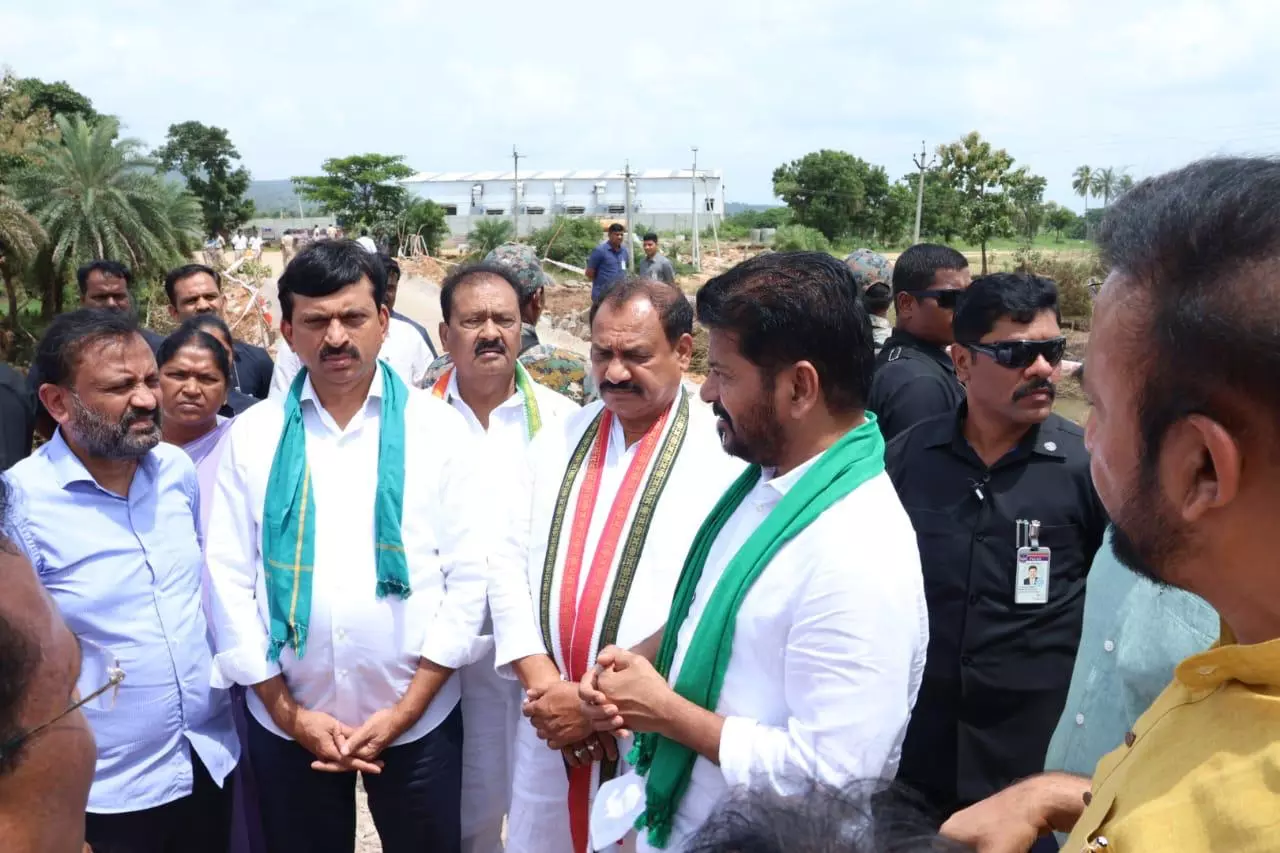 Revanth Assures Full Support to Flood-Hit Farmers in Kamareddy Revanth Assures Full Support to Flood-Hit Farmers in Kamareddy