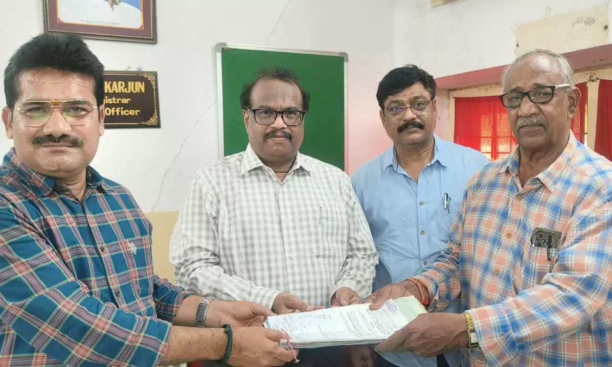 Retd Employee Gifts Rs 4-cr Building To Temple Retd Employee Gifts Rs 4-cr Building To Temple