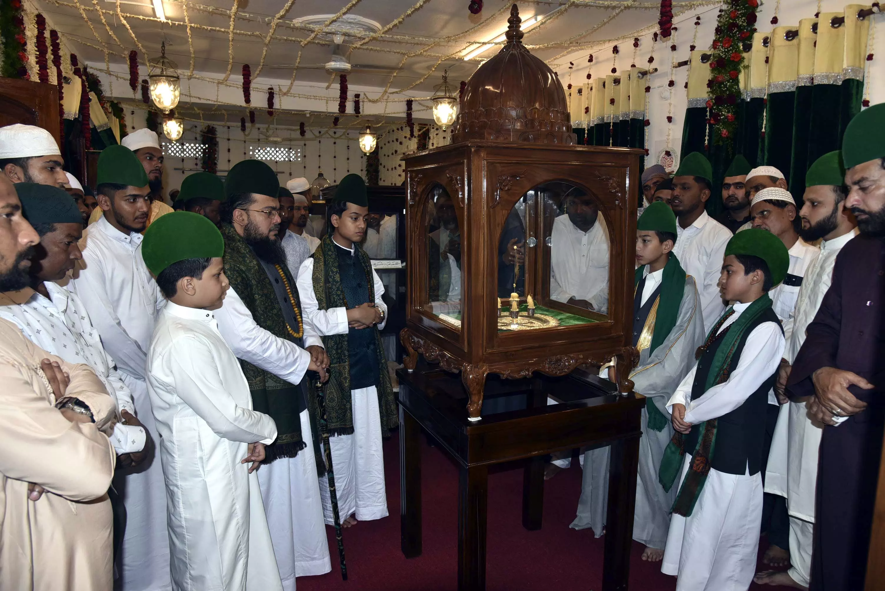 Lakhs of Muslims Celebrate Milad-Un-Nabi in Hyderabad