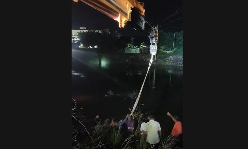 Man Dies as Car Submerges in Nagarjunasagar Canal