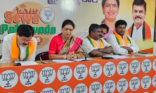 Aruna Calls For ‘Namo Parks’, Swachh Bharat Drive, And Promotion of Swadeshi Goods