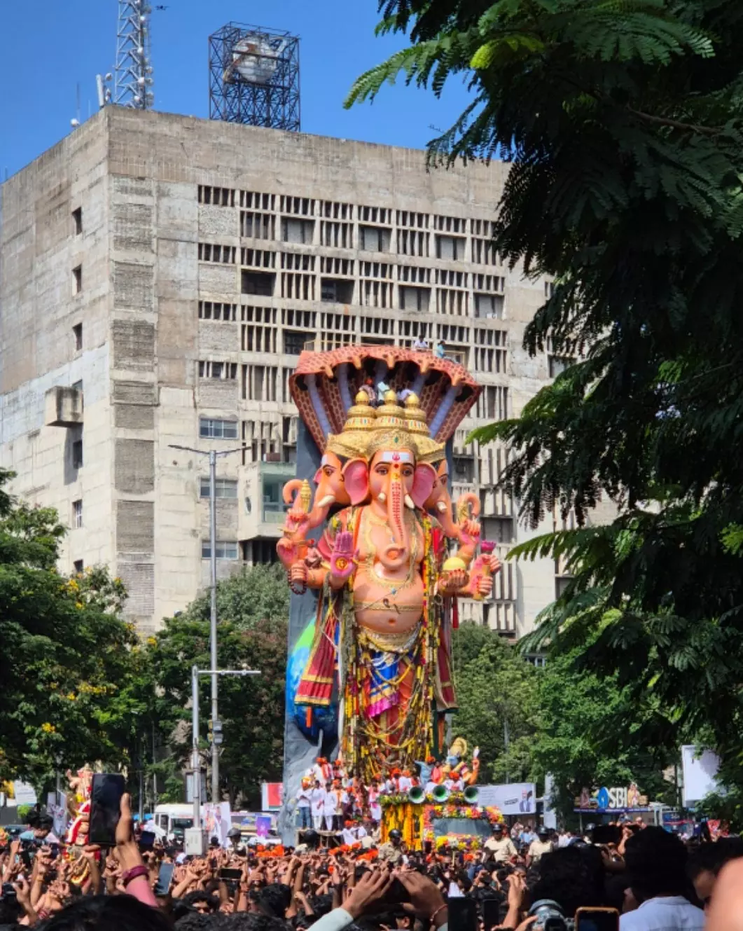 Hyderabad Nimajjanam Updates