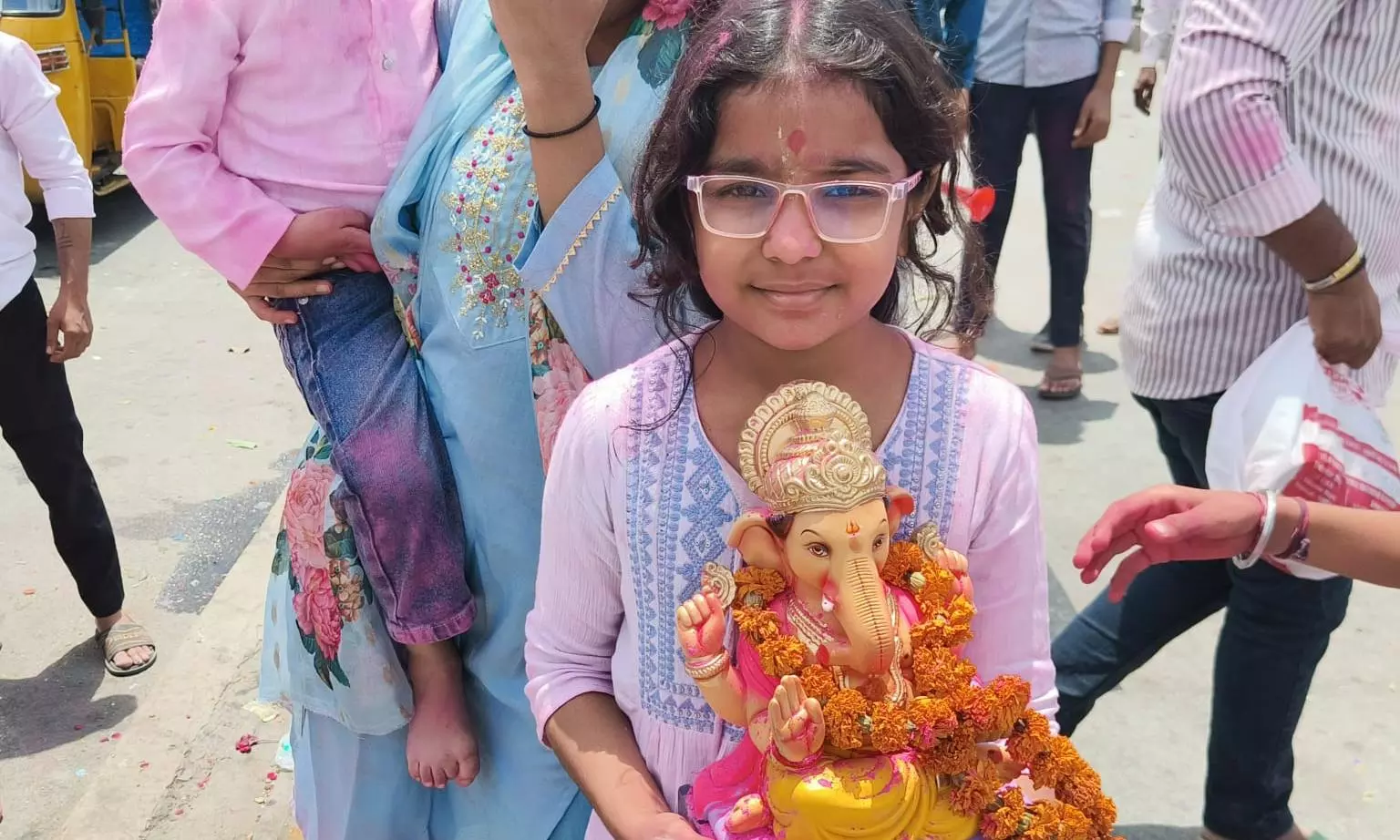 Little Devotees Bid Ganesha Goodbye!