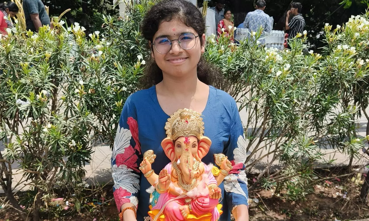 Little Devotees Bid Ganesha Goodbye!